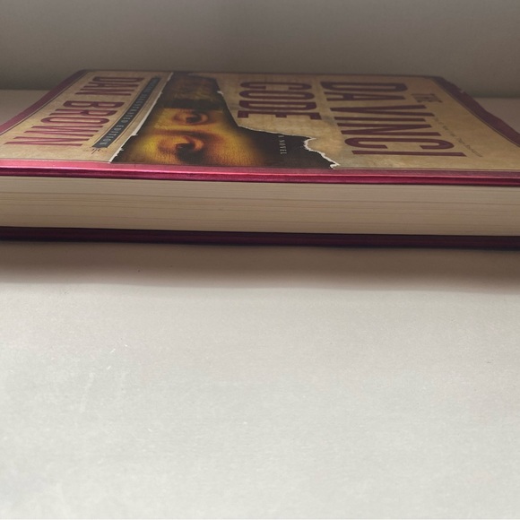 The DaVinci Code ~ Dan Brown - Picture 4 of 7